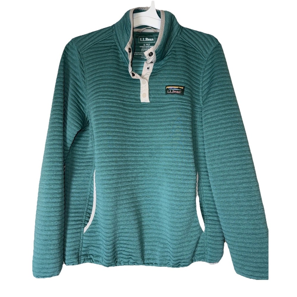 L.L. Bean Women's Small Petite Green Airlight Knit 1/4 Snap Pullover‎